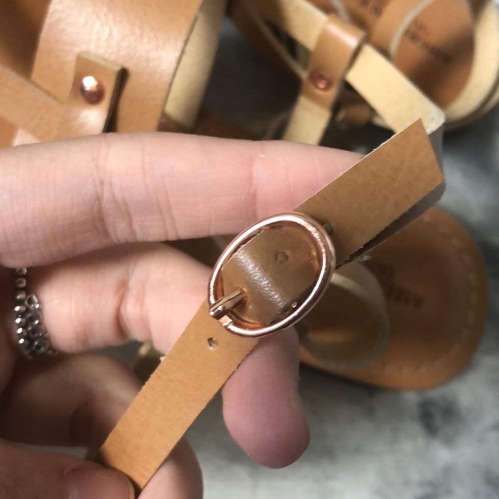 American Eagle Tan Leather Strappy Thong Sandals - Picture 8 of 8